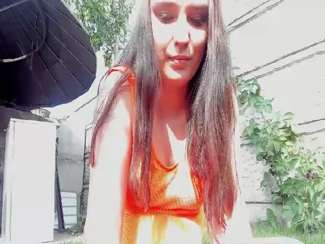 Live sex webcam photo for Hell_Belle #274221413