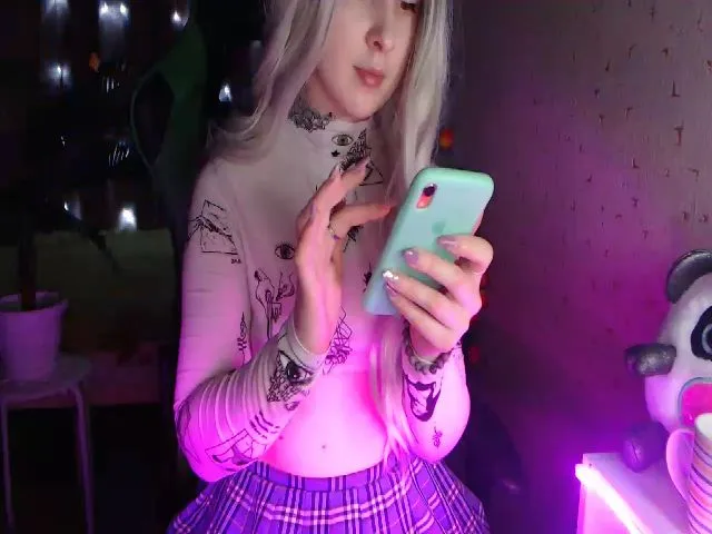 Live sex webcam photo for Hentaishing #272235230