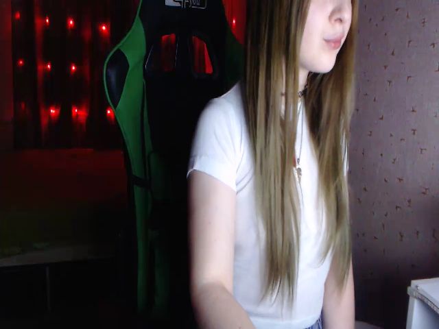 Live sex webcam photo for Hentaishing #272455007