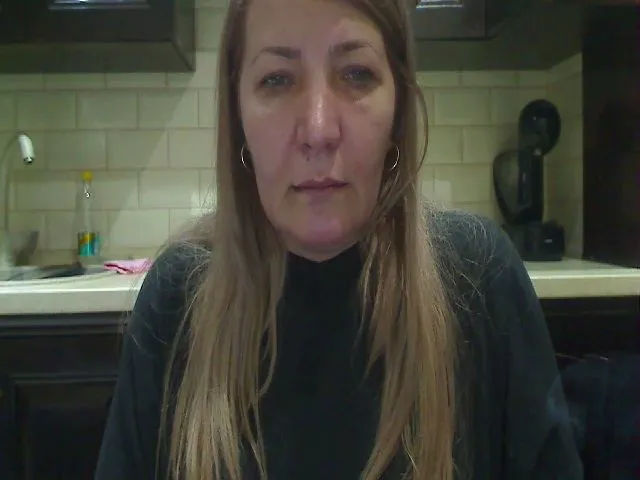Live sex webcam photo for HeyHeyGrey #271742663