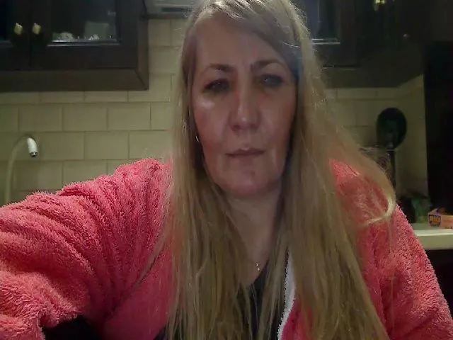 Live sex webcam photo for HeyHeyGrey #271933402