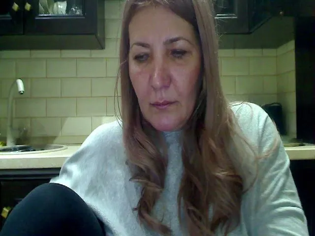 Live sex webcam photo for HeyHeyGrey #272117862