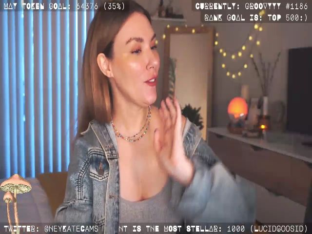 Live sex webcam photo for HeyKate #273479841