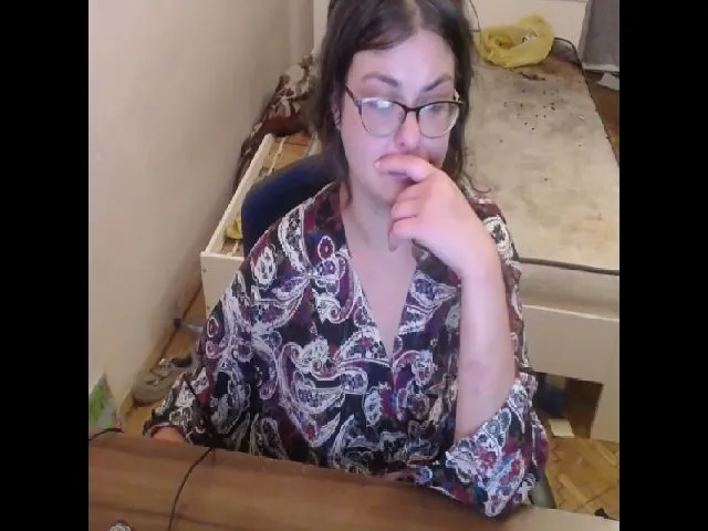 Live sex webcam photo for HiD0lly #273726373