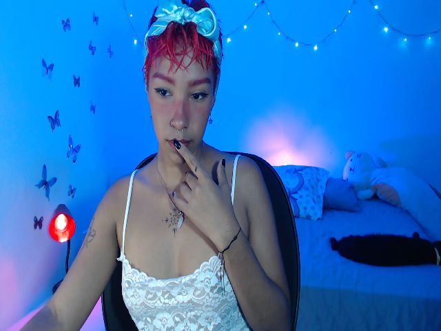 Live sex webcam photo for Hippie_Witch #272626597