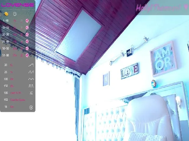 Live sex webcam photo for Holly1T #271818793