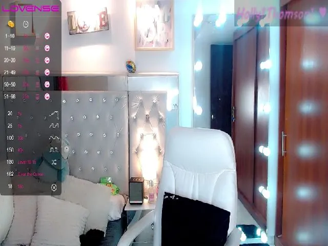Live sex webcam photo for Holly1T #272459326