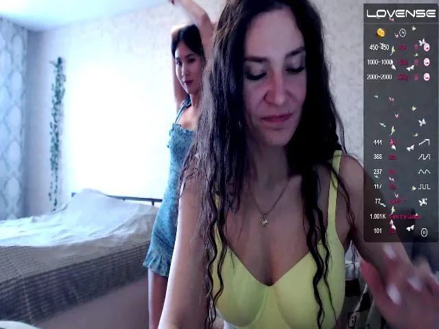 Live sex webcam photo for HollyMollyy #273589488