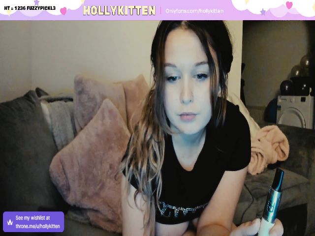 Live sex webcam photo for Hollykittenn #272392020