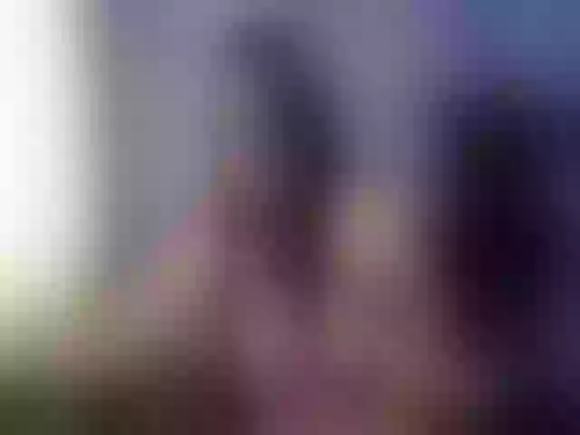 Live sex webcam photo for HolyCristal #272125655