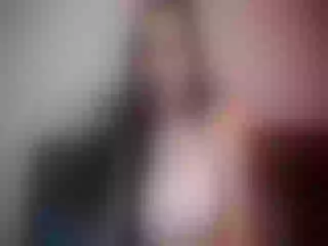 Live sex webcam photo for HolyCristal #272458523