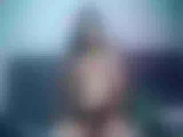 Live sex webcam photo for HolyCristal #272458987