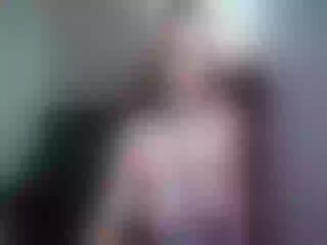 Live sex webcam photo for HolyCristal #272842060