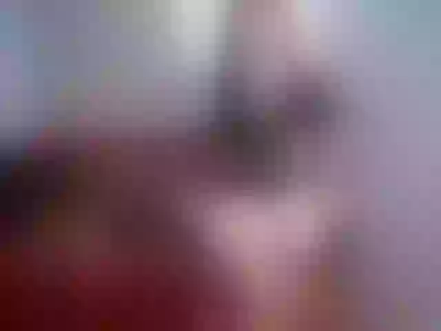 Live sex webcam photo for HolyCristal #272869135