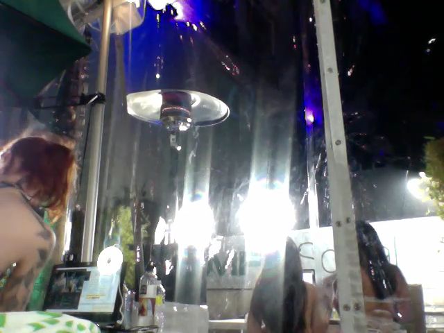 Live sex webcam photo for HoneyBusty69 #272155118