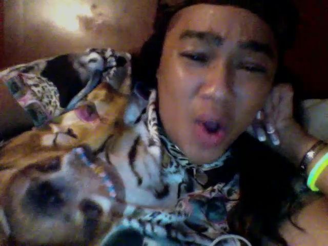 Live sex webcam photo for HoneyBusty69 #272173255