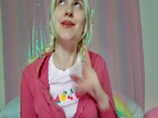 Live sex webcam photo for HoneyLimbed #272314491