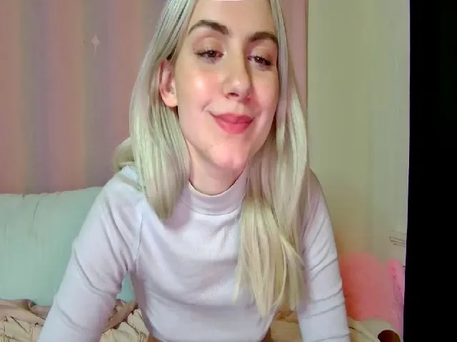 Live sex webcam photo for HoneyLimbed #272874637