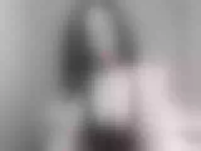 Live sex webcam photo for HoneyNala #271921537