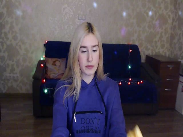 Live sex webcam photo for Honey_dream #271567341