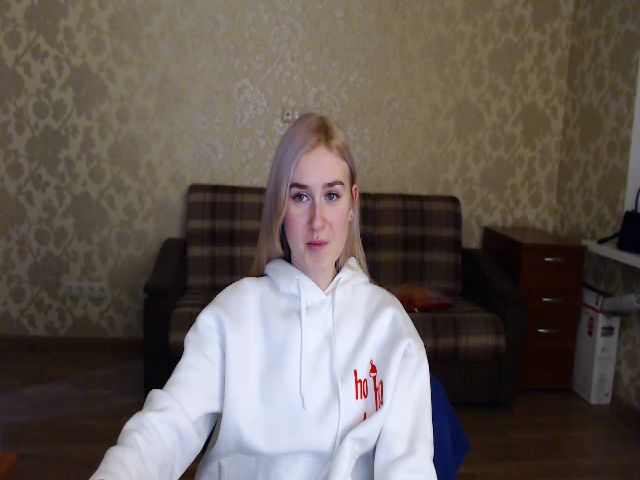 Live sex webcam photo for Honey_dream #271887973