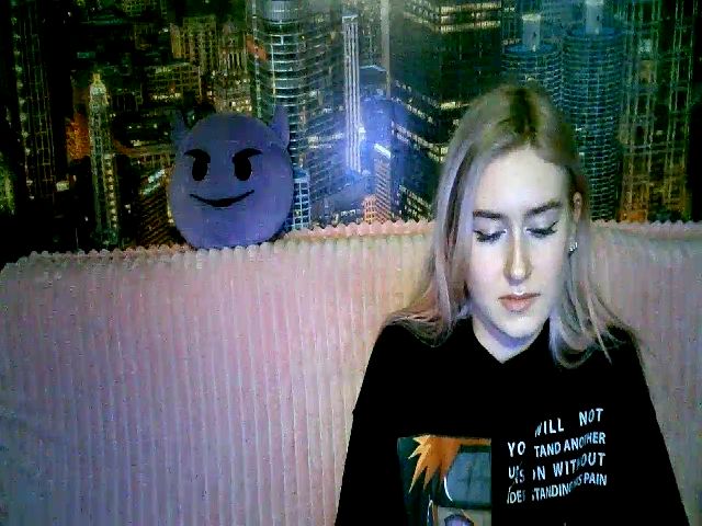 Live sex webcam photo for Honey_dream #272647428