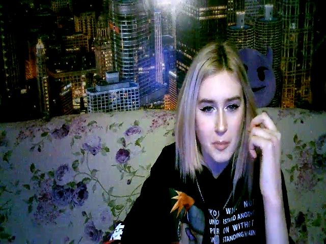 Live sex webcam photo for Honey_dream #272793231