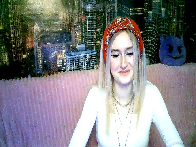 Live sex webcam photo for Honey_dream #272869219