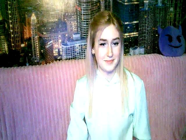 Live sex webcam photo for Honey_dream #272881705