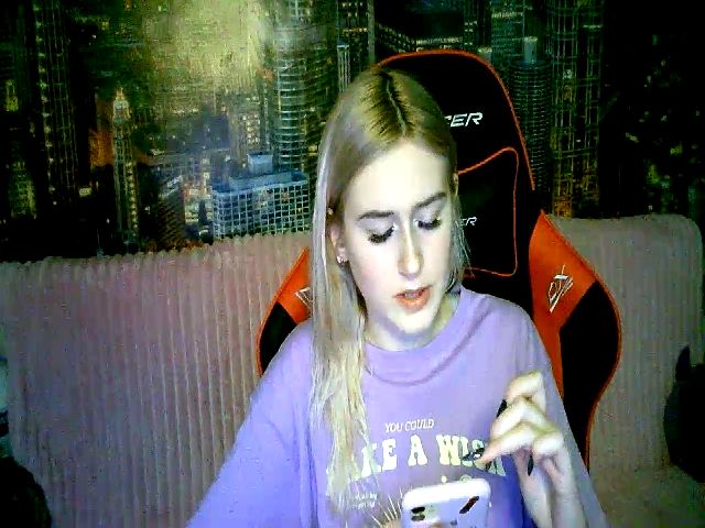 Live sex webcam photo for Honey_dream #272964782