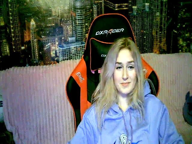 Live sex webcam photo for Honey_dream #273016332