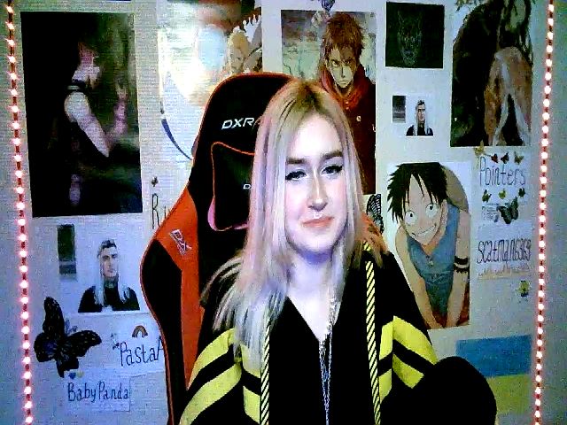 Live sex webcam photo for Honey_dream #273247982