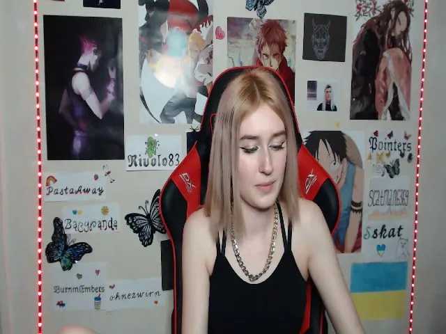 Live sex webcam photo for Honey_dream #273680814