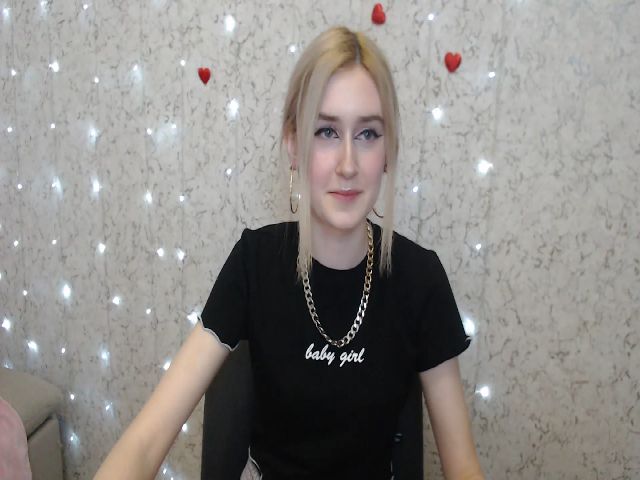 Live sex webcam photo for Honey_dream #273778611