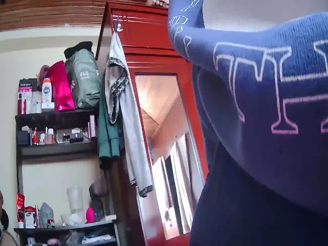 Live sex webcam photo for Hooliganx169 #273430506