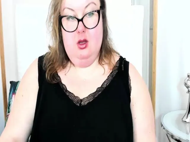 Live sex webcam photo for HornyBonnie #272987163