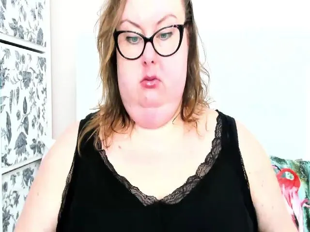 Live sex webcam photo for HornyBonnie #273423790
