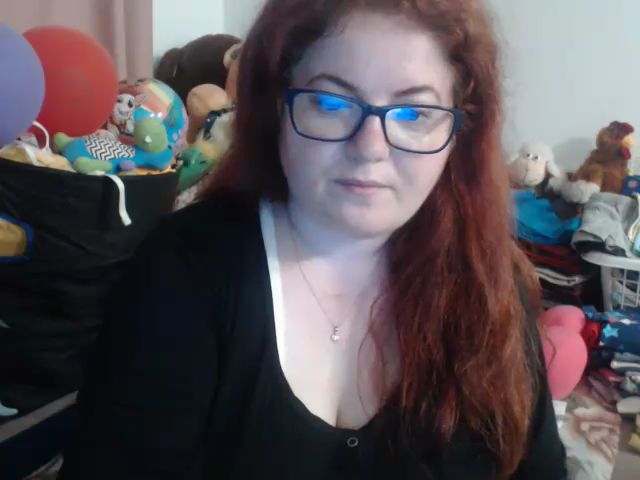 Live sex webcam photo for Hornyrihana89 #274302271