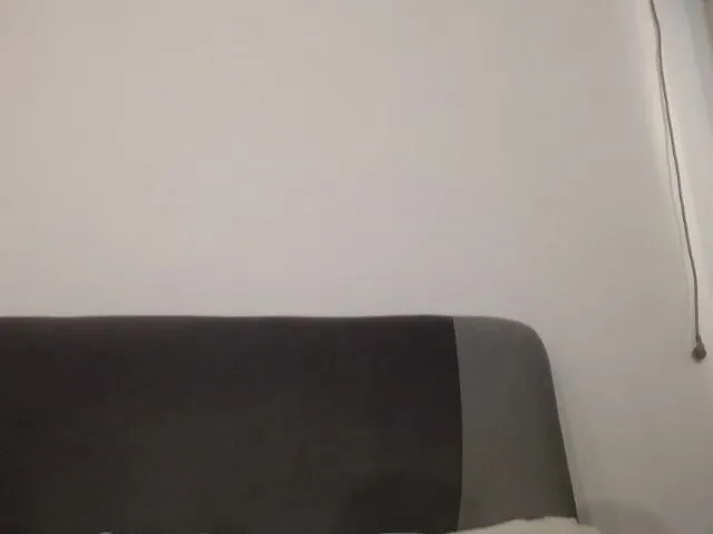 Live sex webcam photo for HotErikka #272008850