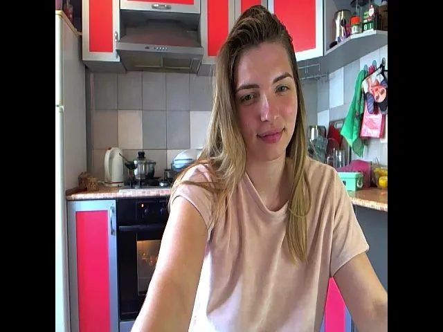 Live sex webcam photo for HotSexyLady_1 #273244722