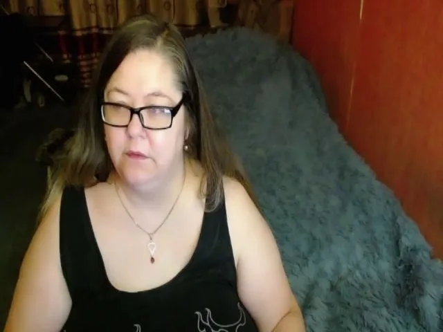 Live sex webcam photo for HotXXXGirl1 #271715875
