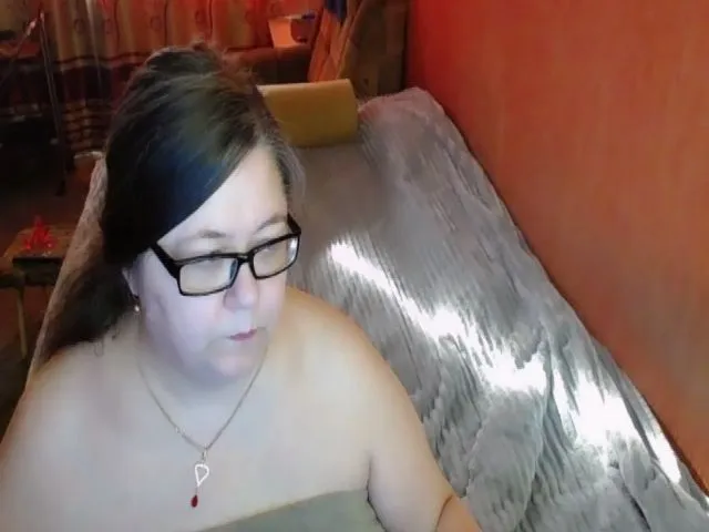 Live sex webcam photo for HotXXXGirl1 #272276498