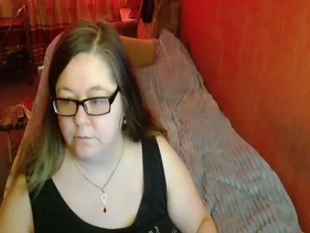 Live sex webcam photo for HotXXXGirl1 #272406076