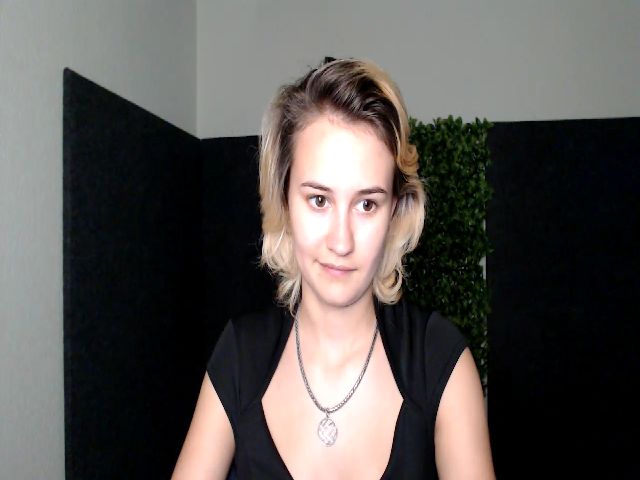 Live sex webcam photo for Hot_Agata #273932494