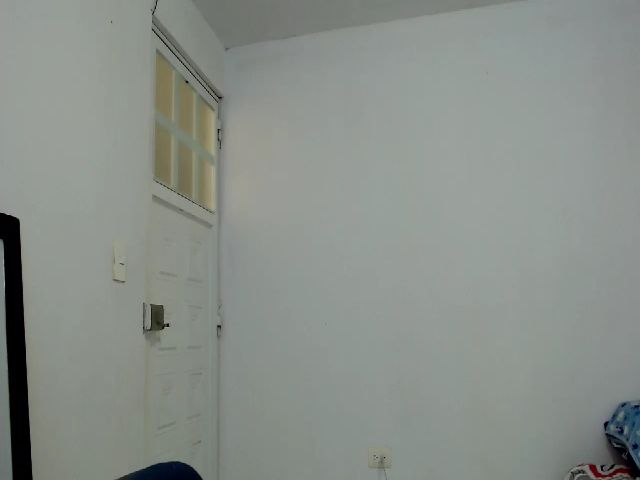 Live sex webcam photo for Hot_skinny_ #272194294