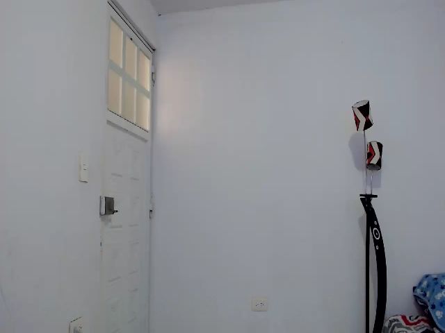 Live sex webcam photo for Hot_skinny_ #272244517