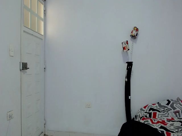 Live sex webcam photo for Hot_skinny_ #272527114