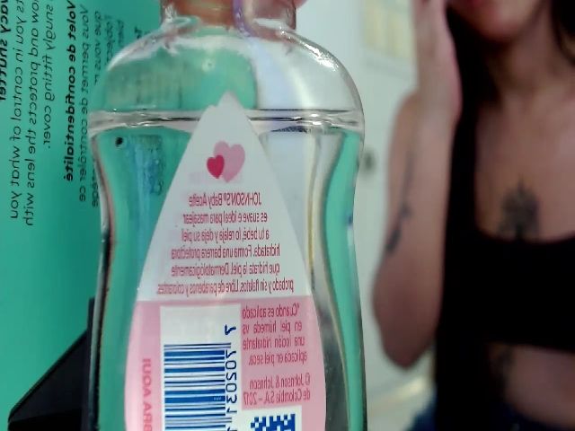 Live sex webcam photo for Hot_skinny_ #272983020