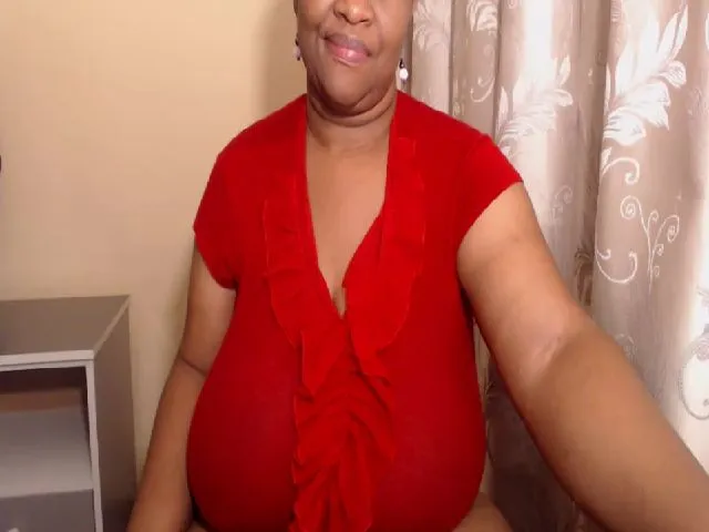 Live sex webcam photo for Hotmelons44 #272794809