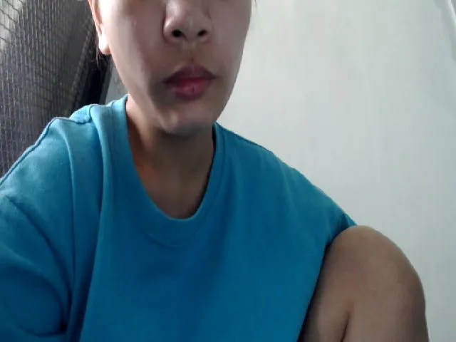 Live sex webcam photo for HotpukiLuver #272290144